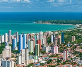 Imagem de um dia bonito e ensolarado em João Pessoa